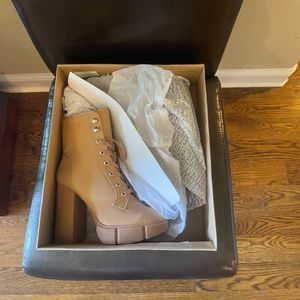 BRAND NEW Steve Madden Ankle Boots